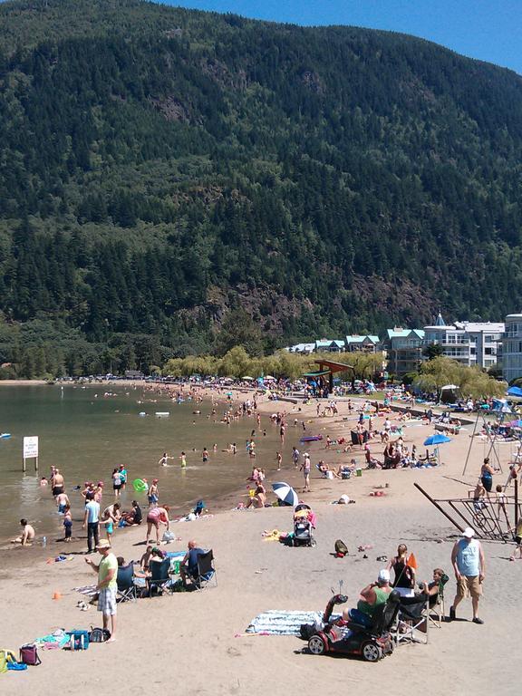 Harrison Lake Hotel Harrison Hot Springs Exteriör bild